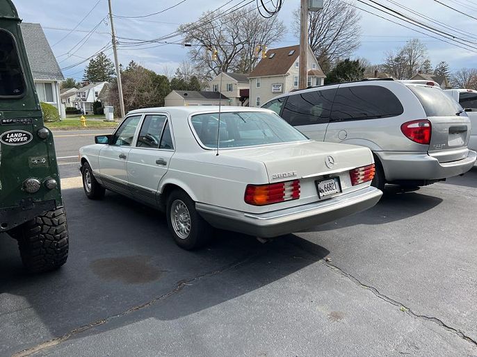 1985 Mercedes-Benz 380