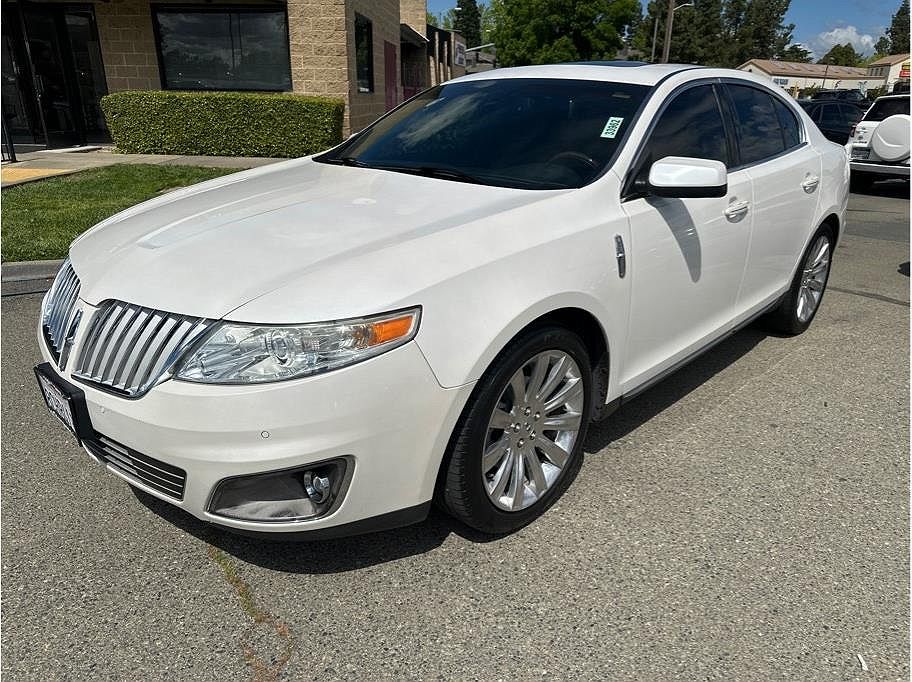 2012 Lincoln MKS null image 0