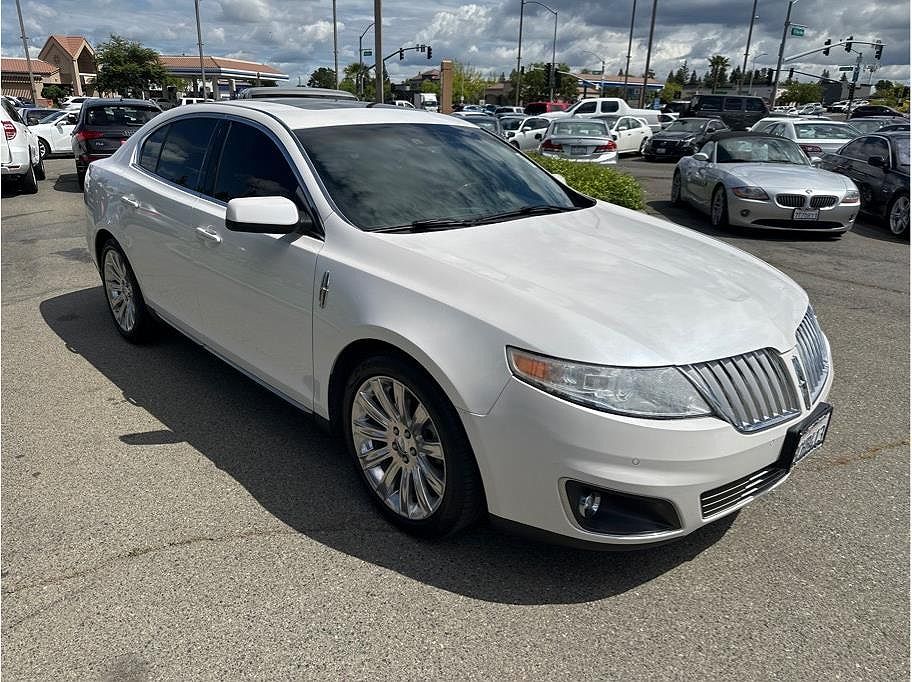 2012 Lincoln MKS null image 2