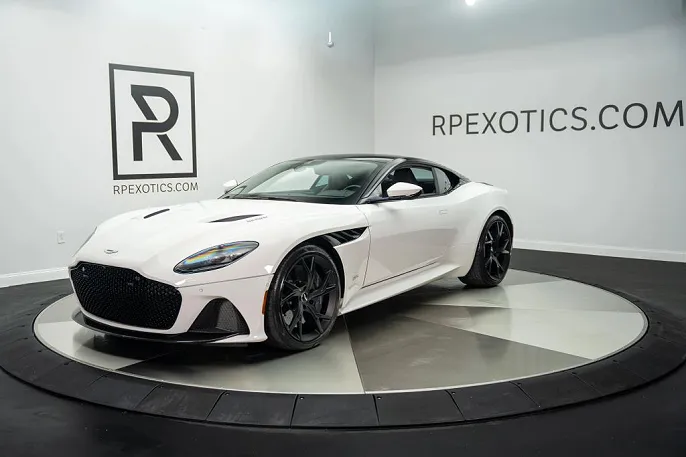 2019 Aston Martin DBS