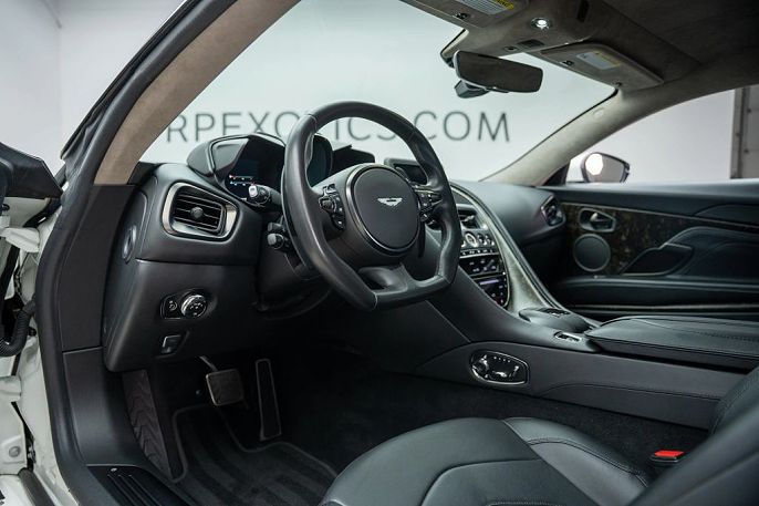 2019 Aston Martin DBS