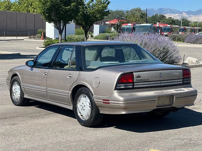 1997 Oldsmobile Cutlass Supreme