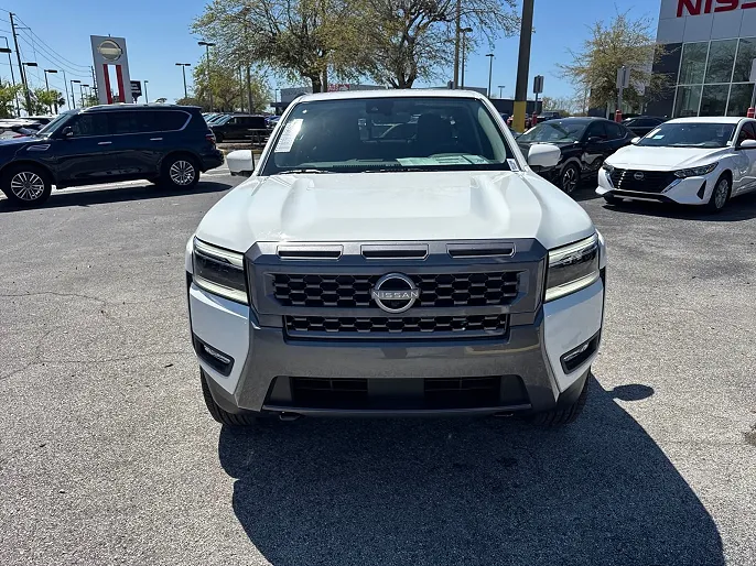 2025 Nissan Frontier