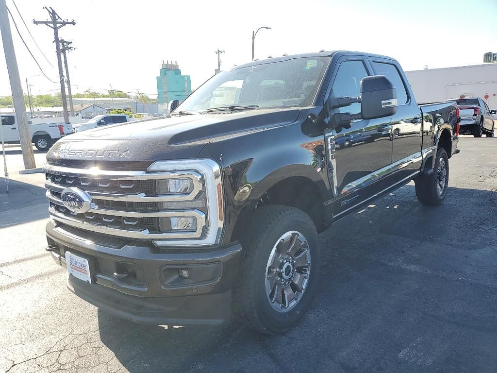 2024 Ford F-350 King Ranch image 3