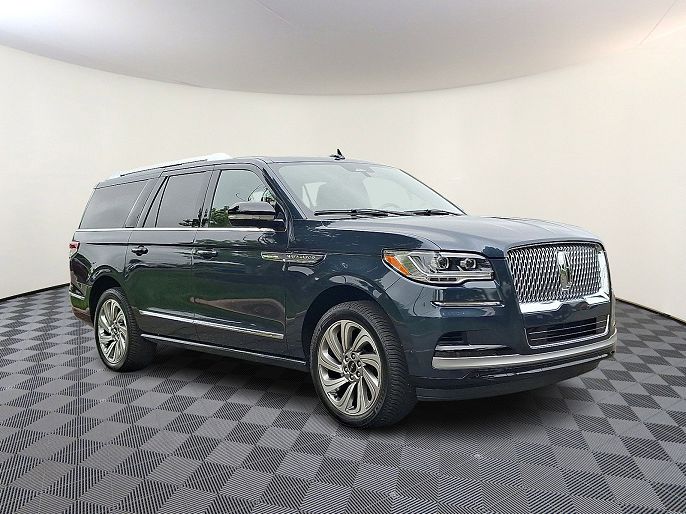 2022 Lincoln Navigator L
