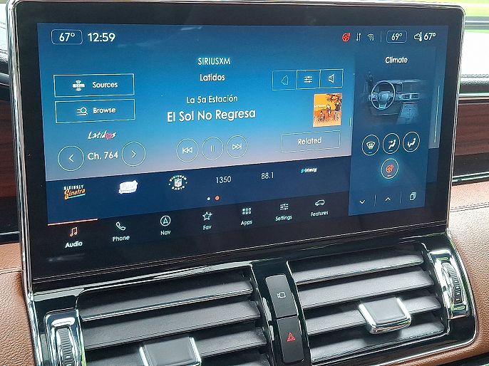 2022 Lincoln Navigator L