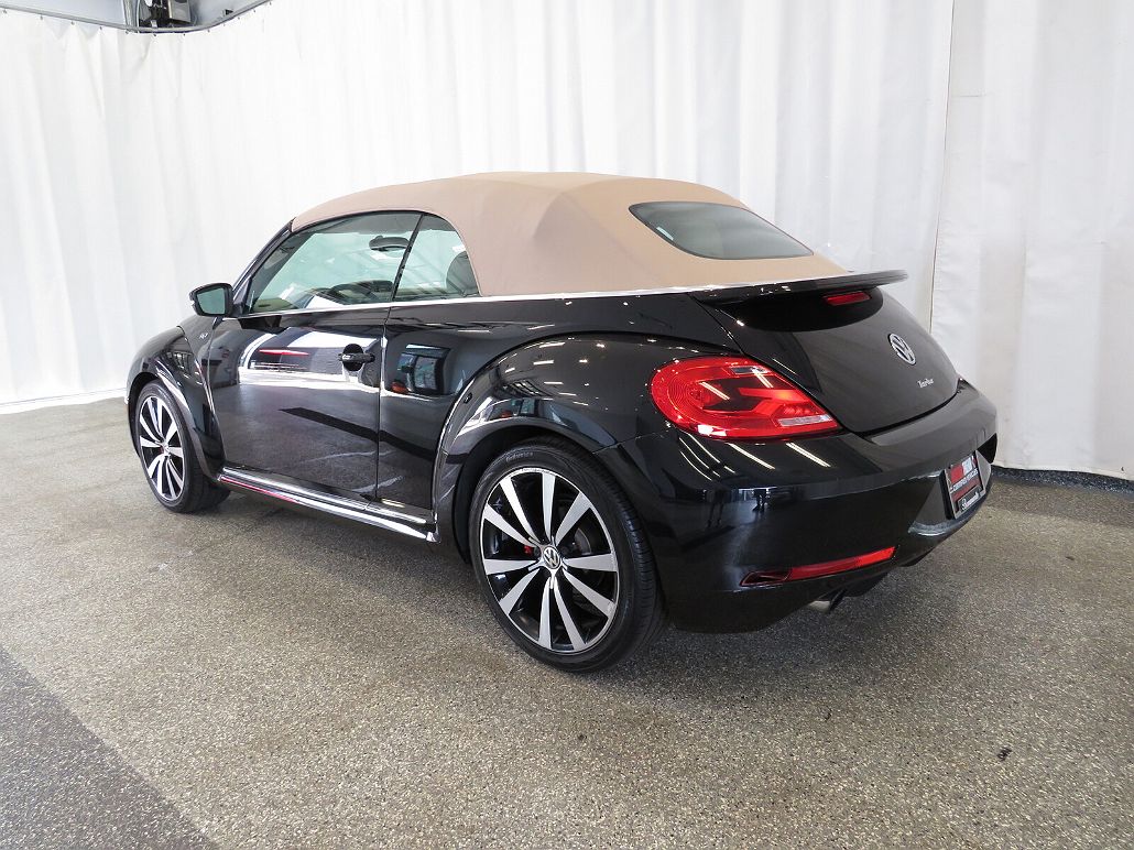 2015 Volkswagen Beetle R-Line image 2