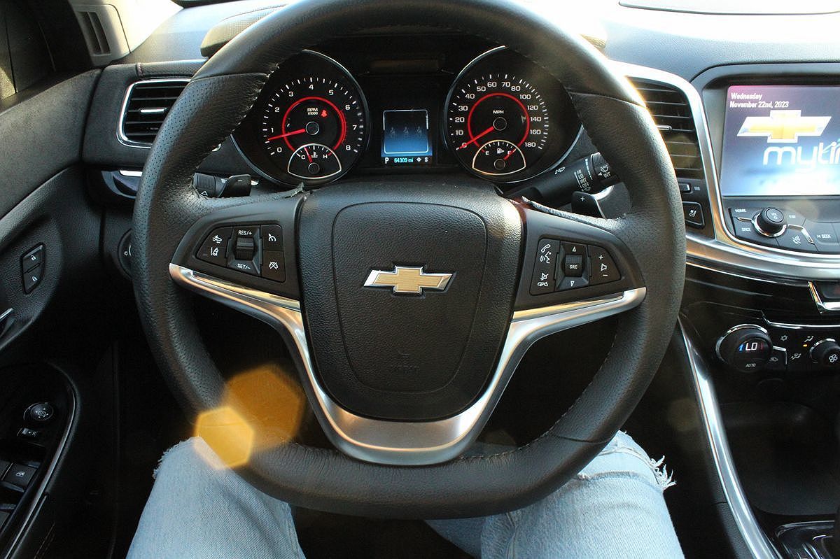 2014 Chevrolet SS null image 11
