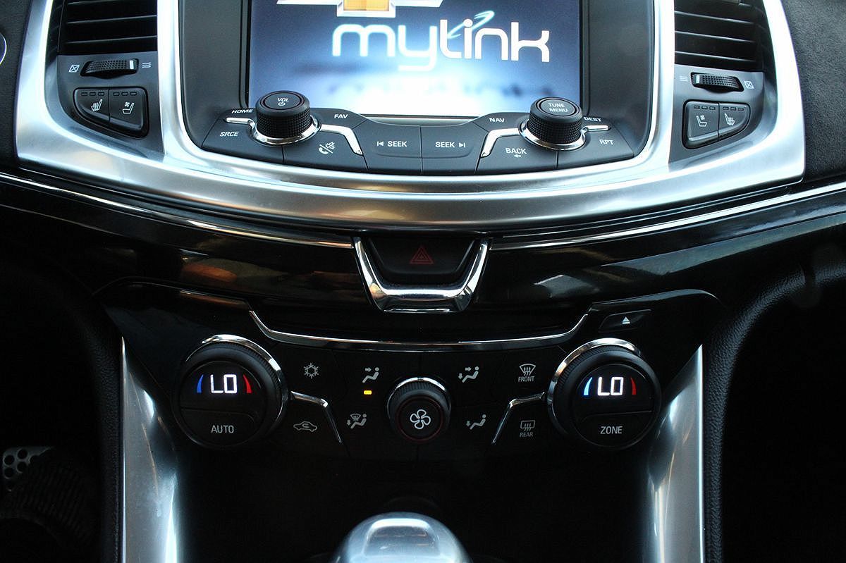 2014 Chevrolet SS null image 13