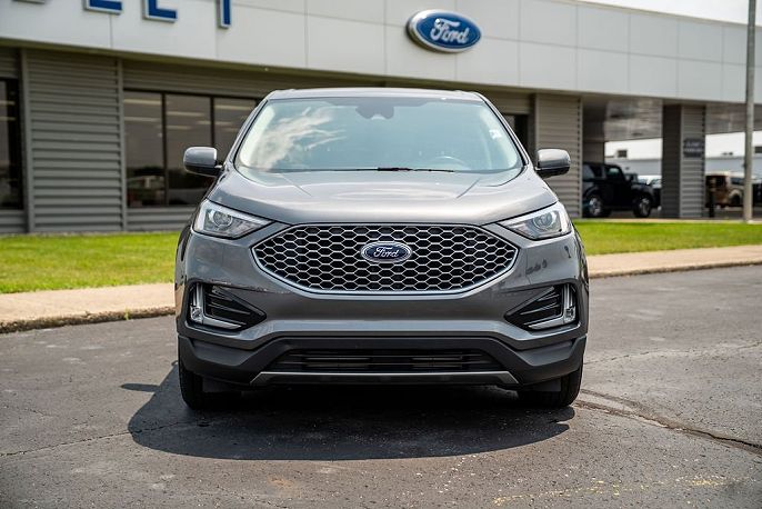2023 Ford Edge