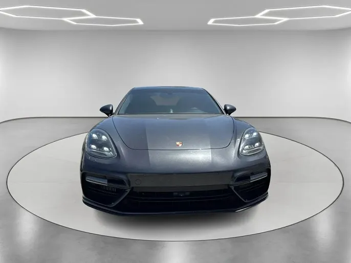 2018 Porsche Panamera