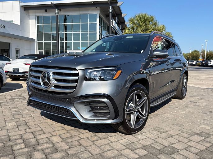 2026 Mercedes-Benz GLS