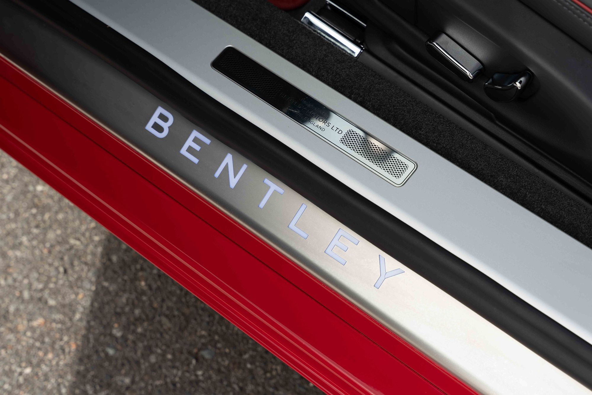 2021 Bentley Continental GT image 19