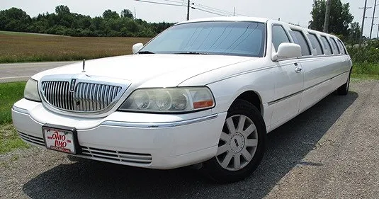 2004 Lincoln Town Car