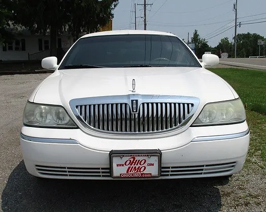 2004 Lincoln Town Car