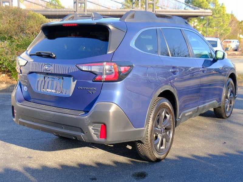 2020 Subaru Outback Onyx Edition image 2