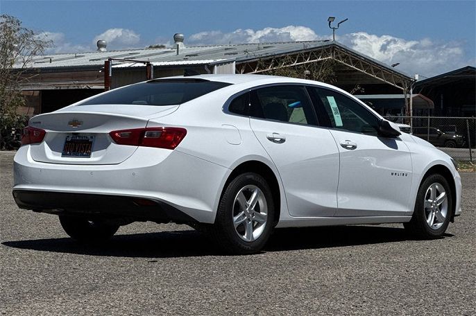2025 Chevrolet Malibu