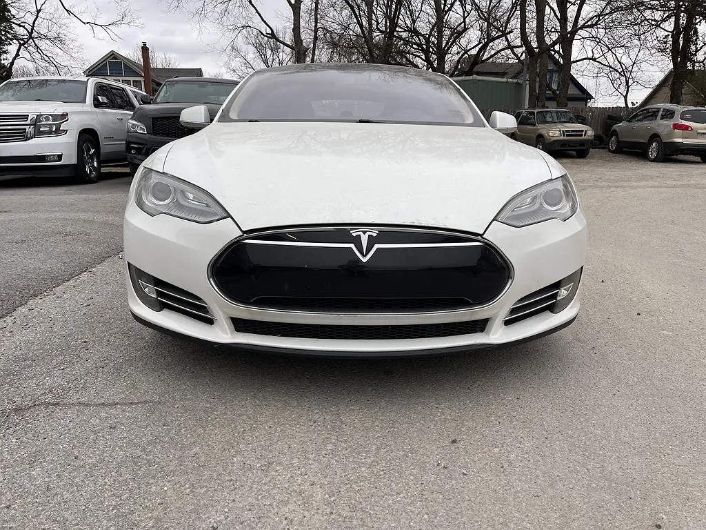 2013 Tesla Model S null image 4
