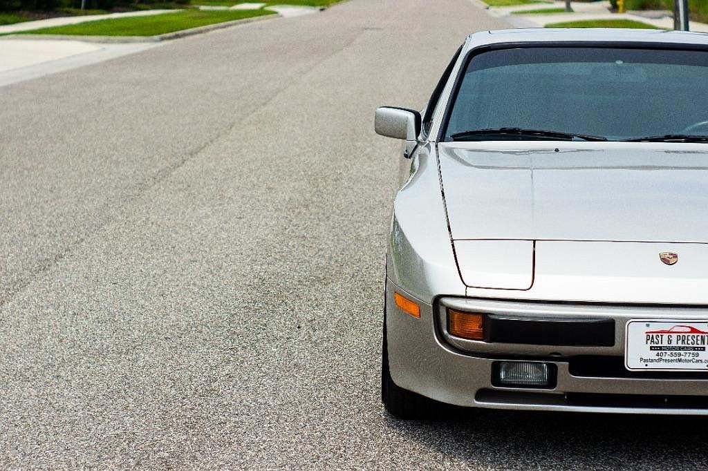 1984 Porsche 944 null image 87
