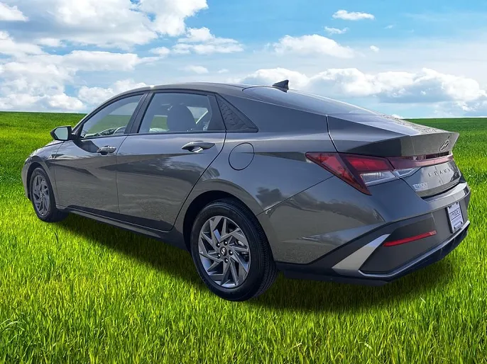 2024 Hyundai Elantra