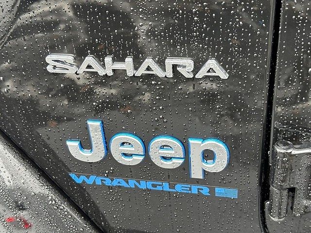 2024 Jeep Wrangler Sahara 4xe image 4