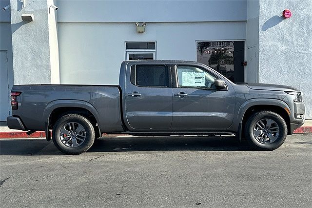 2025 Nissan Frontier
