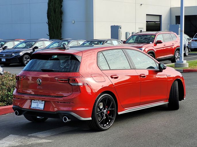 2024 Volkswagen Golf