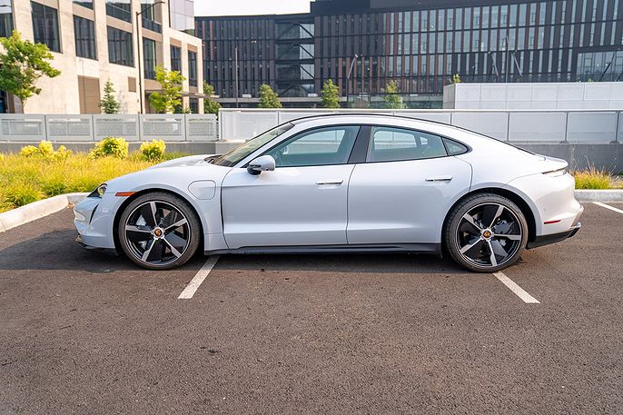 2023 Porsche Taycan