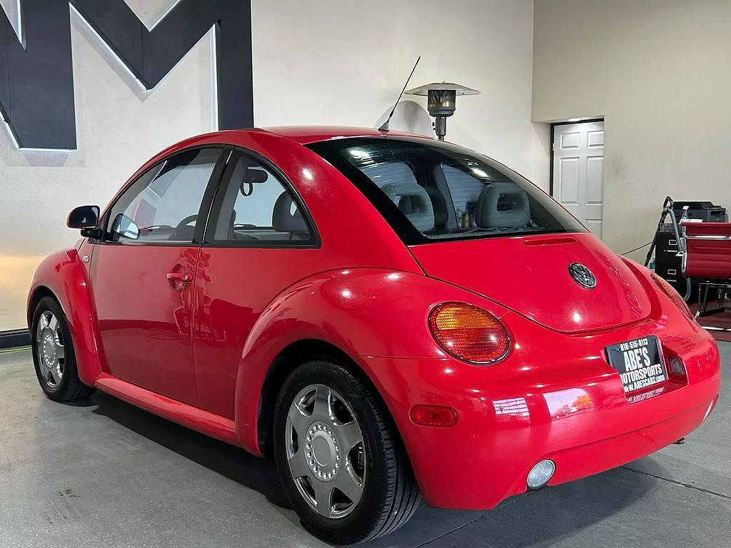 1999 Volkswagen New Beetle GLS image 6