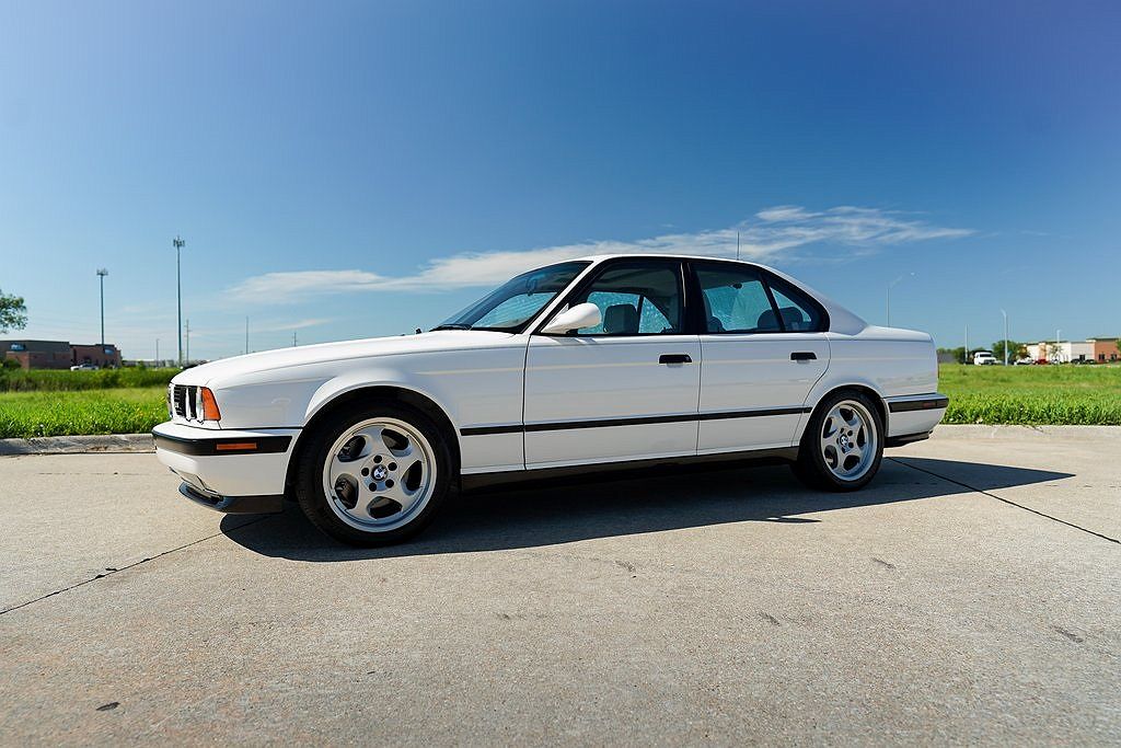 1993 BMW M5 null image 13