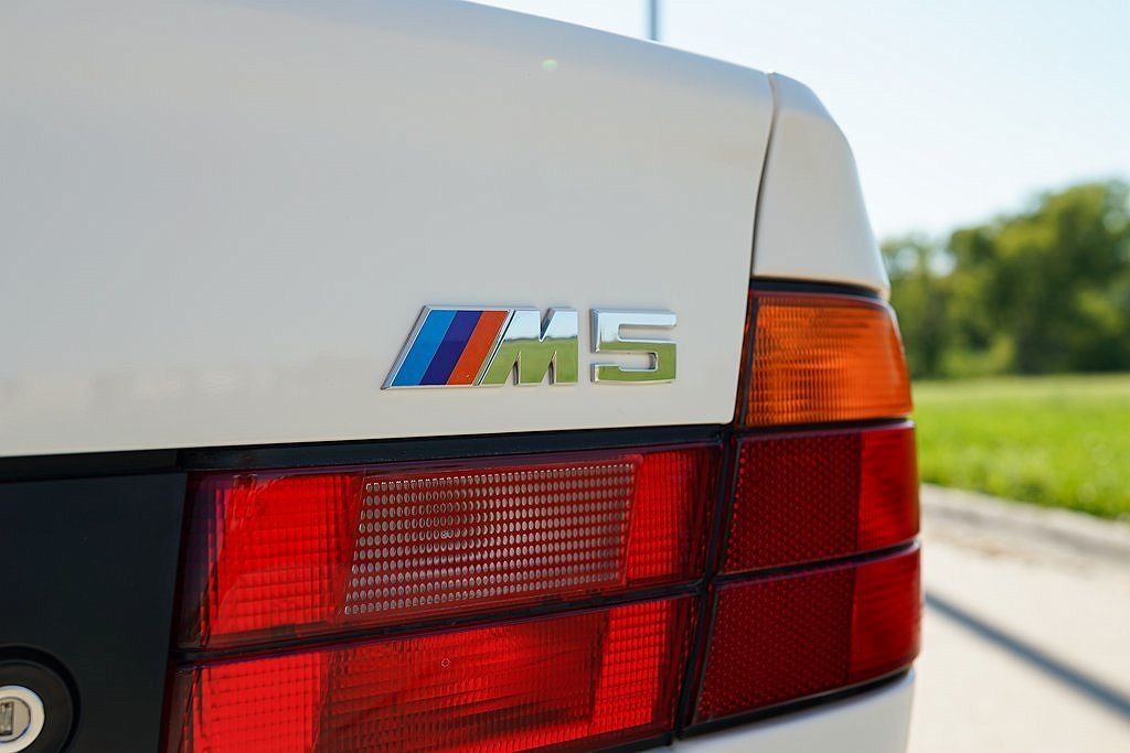 1993 BMW M5 null image 21