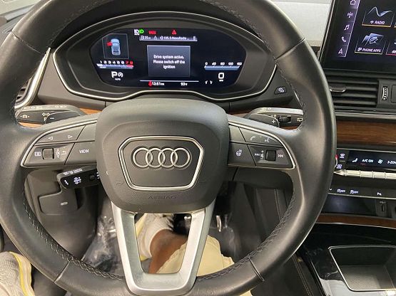 2023 Audi Q5 45 S line Premium photo 11
