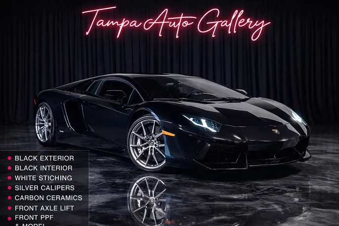 2015 Lamborghini Aventador