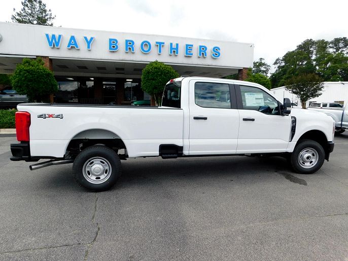 2025 Ford F-250
