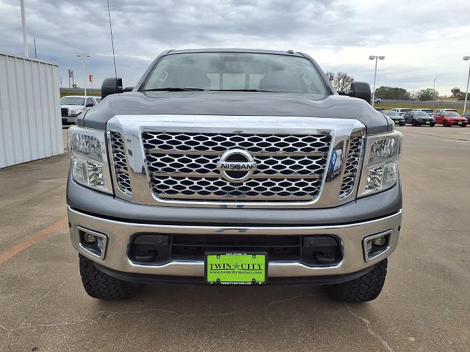 2018 Nissan Titan