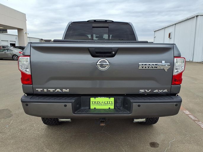 2018 Nissan Titan