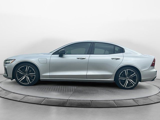 2022 Volvo S60
