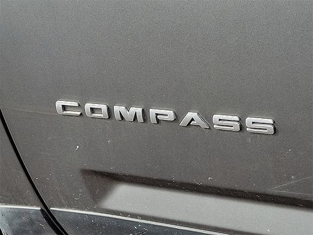 2012 Jeep Compass Latitude image 4