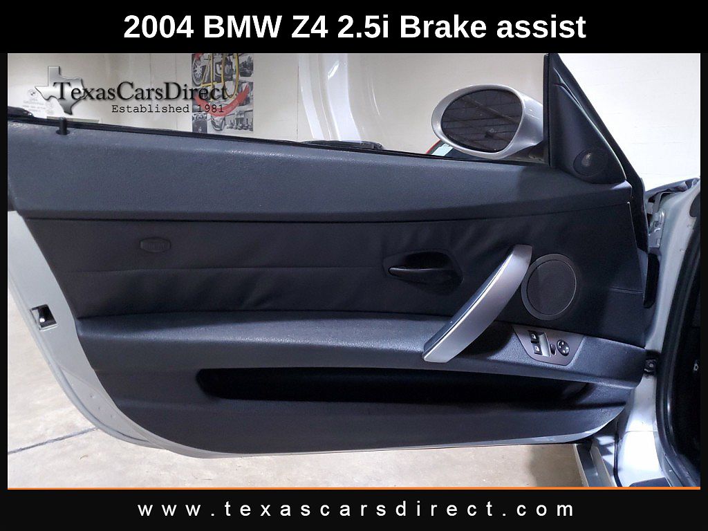 2004 BMW Z4 2.5i image 9