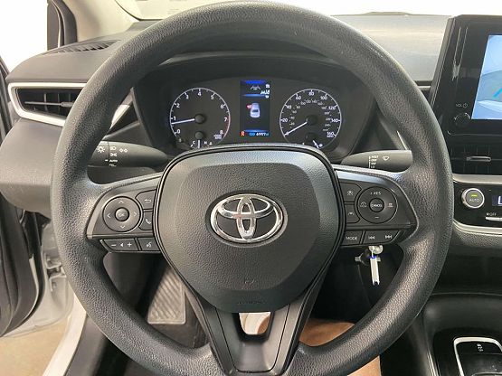 2023 Toyota Corolla LE photo 11