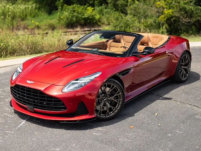 2025 Aston Martin DB12