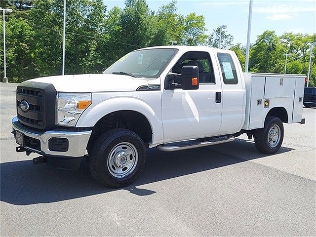2016 Ford F-250 XL image 2