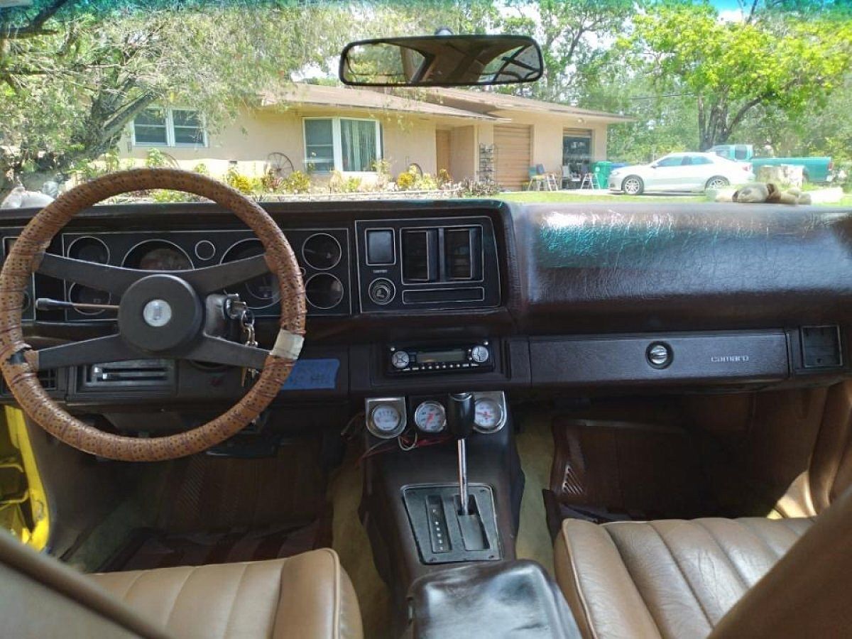 1981 Chevrolet Camaro null image 18