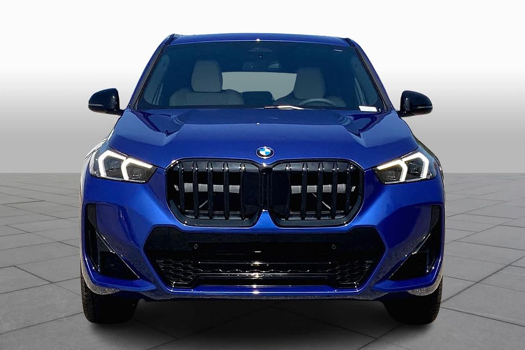 2023 BMW X1 xDrive28i image 2