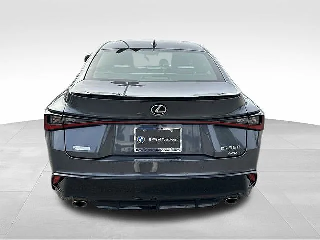 2021 Lexus IS 350 image 4