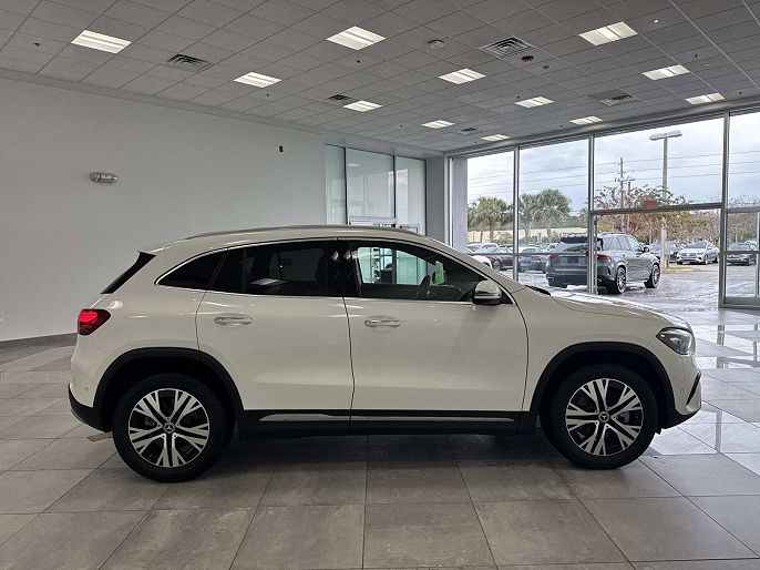 2025 Mercedes-Benz GLA