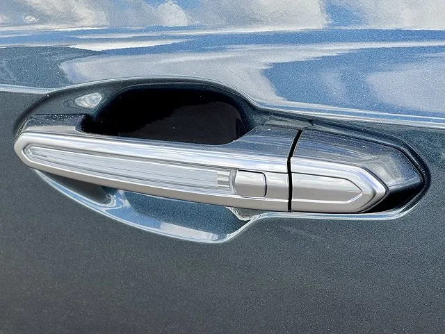 2021 Cadillac XT5 Premium Luxury image 5
