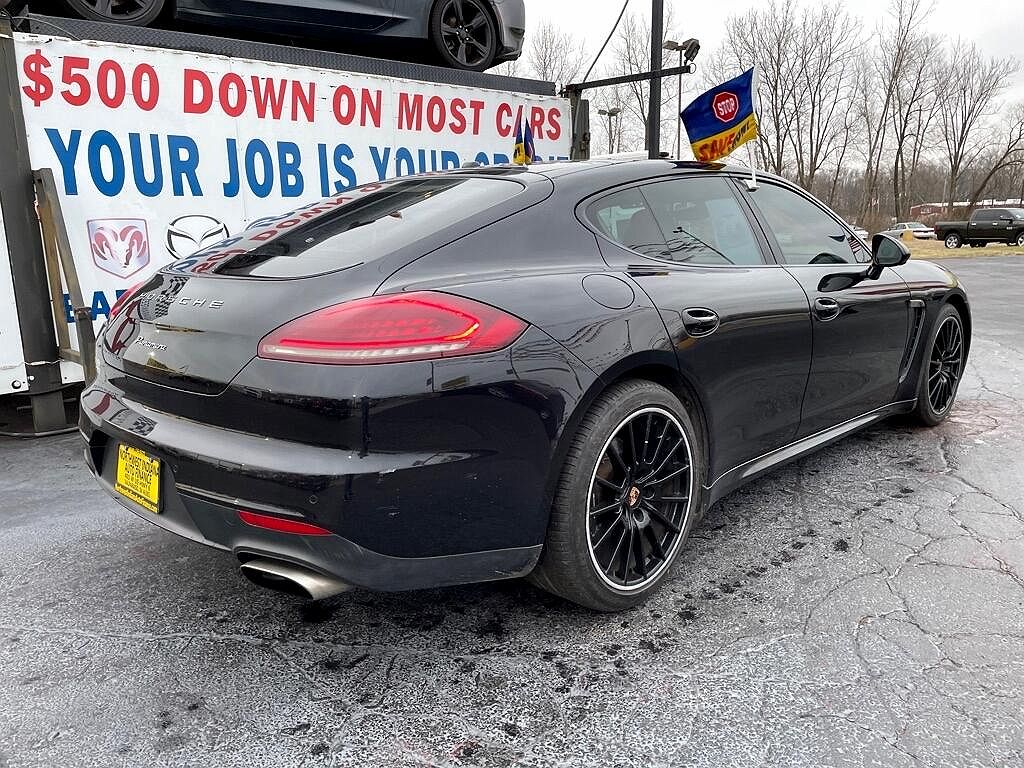 2014 Porsche Panamera null image 9