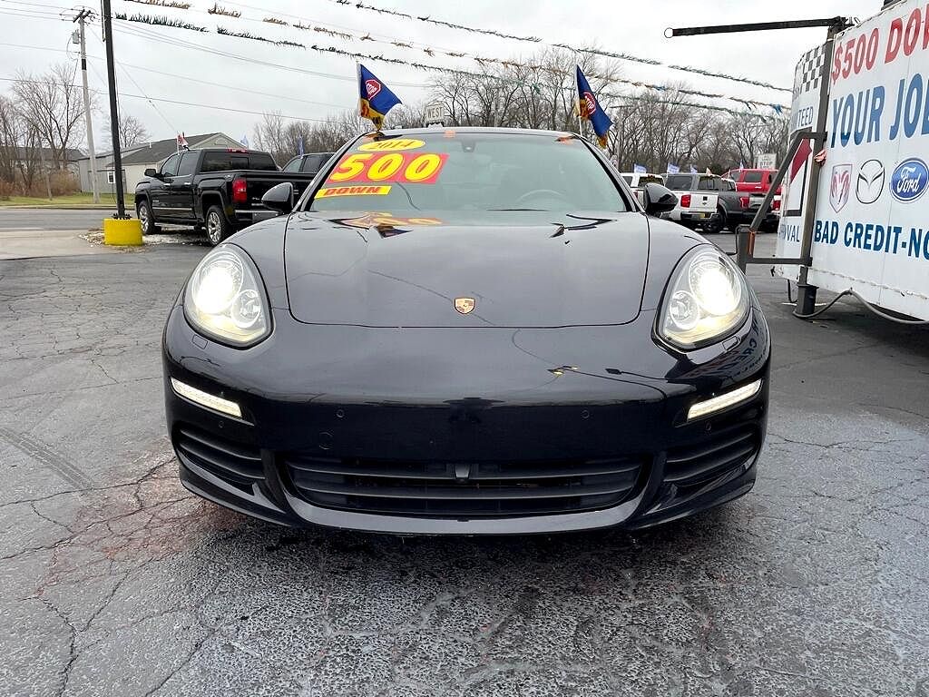 2014 Porsche Panamera null image 3