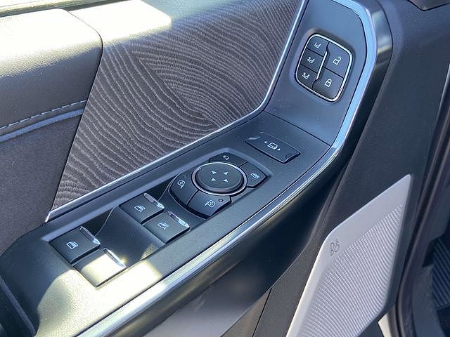 2025 Ford F-250